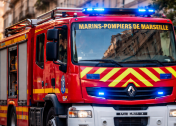 Marseille : un corps calciné retrouvé dans le coffre d’une voiture incendiée, un homme grièvement blessé par balle