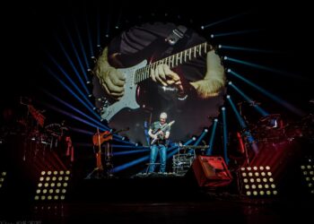 Le groupe So Floyd a enflammé le Dôme de Paris