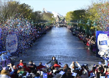 Disneyland Paris dévoile « Disney Adventure World » lors d’une ouverture spectaculaire