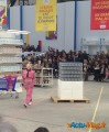 Karl Lagerfeld fait défiler Chanel dans un supermarché ! 16