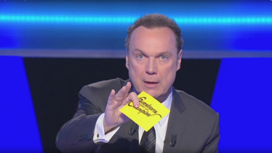 Julien Lepers réagit à son éviction de « Questions pour un champion » !