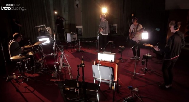 Viola Beach : quatre membres du groupe et leur manager décèdent dans un tragique accident de voiture