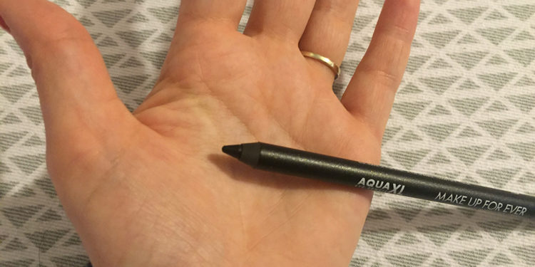 Découvrez notre test de l’Aqua XL Eye Pencil signé Make Up For Ever