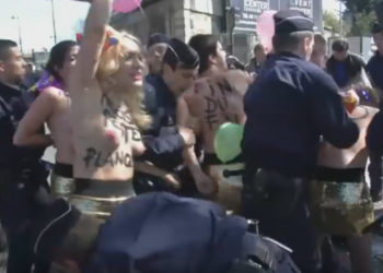 Les membres des FEMEN s&rsquo;invitent au banquet du FN
