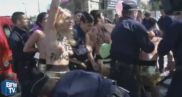 Les membres des FEMEN s&rsquo;invitent au banquet du FN