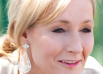 Tuerie d&rsquo;Orlando : J.K. Rowling attristée par la perte d&rsquo;un proche qui travaillait dans l&rsquo;attraction Harry Potter d&rsquo;Universal Studios !