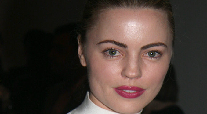 Une actrice de la série Grey’s Anatomy violemment agressée à Paris !