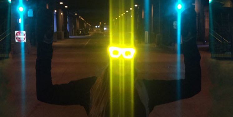 Des lunettes reflectacles qui permettent aux célébrités de ne plus êtres harcelées par les paparazzis !
