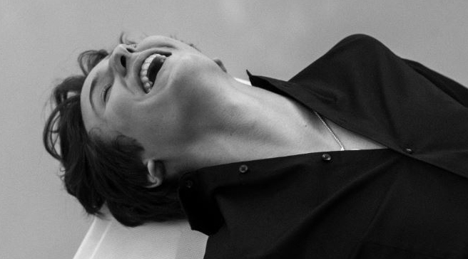 Nemo Schiffman dévoile son tout nouveau single « I Don’t Mind » !