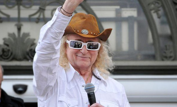 Michel Polnareff contraint ce soir d’annuler son concert à Paris ! « Je suis dans un état d’épuisement total ! »