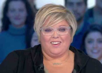 Laurence Boccolini « insultée et frappée » : Elle raconte ses débuts difficiles lorsqu&rsquo;elle animait le « Maillon Faible »