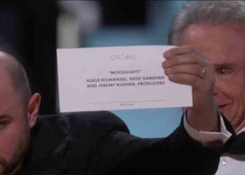 Oscars : L&rsquo;incroyable bourde annonçant le film « La La Land » gagnant alors que le prix du meilleur film revenait à « Moonlight »