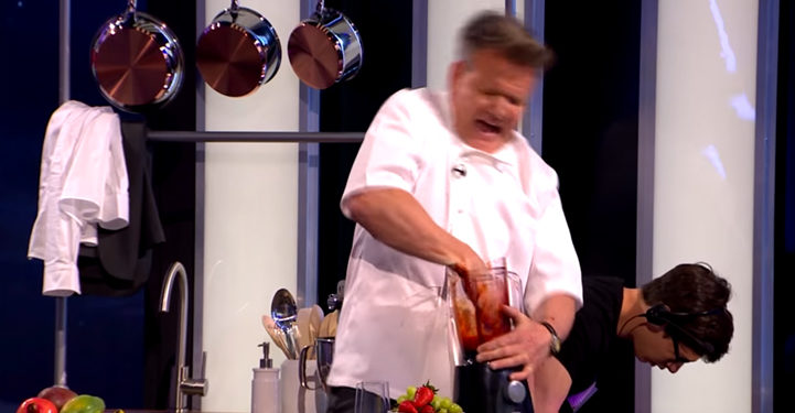 Gordon Ramsay se broie la main en direct dans une émission américaine !