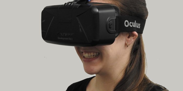 Foire de Paris : Un casque de réalité virtuelle