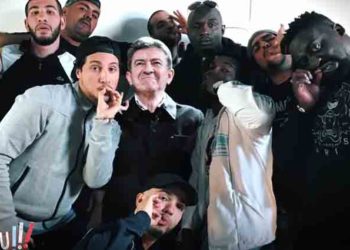 Les candidats à la présidentielle face à une classe de jeunes, la parodie de l&rsquo;émission de C8 qui fait le buzz