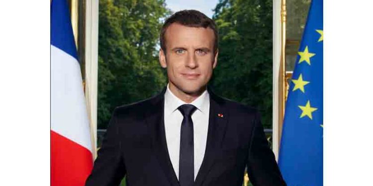 Le très joli portrait du président Emmanuel Macron enfin dévoilé