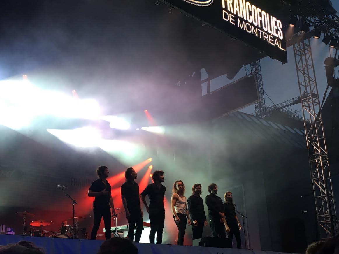 Julien Doré fait des bêtises bestiales aux Francofolies de Montréal