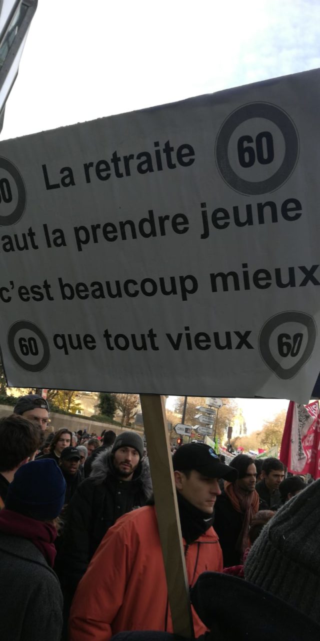 Grève du 10 décembre : La tête du cortège est arrivée à Denfert Rochereau 3