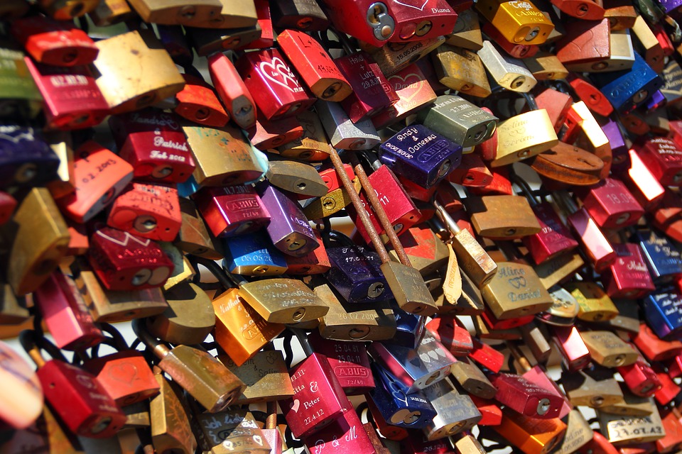 Quelle est l’origine du « cadenas d’amour » ?