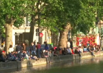 Déconfinement. Les images montrant plusieurs personnes prendre l&rsquo;apéro sur le bord du canal Saint-Martin suscitent l&rsquo;indignation