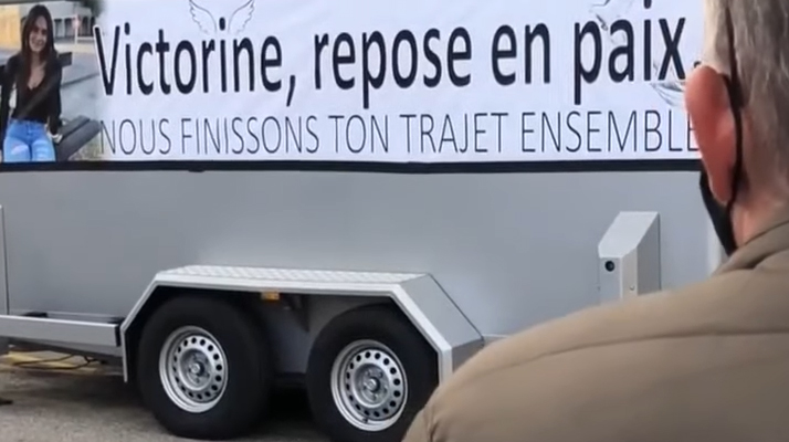 Décès de Victorine : Un millier de personnes réunis pour les obsèques de la jeune femme