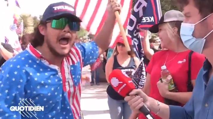 Quotidien. Un journaliste de l&rsquo;émission pris à partie par un pro-Trump : « On va boire votre sang ! »