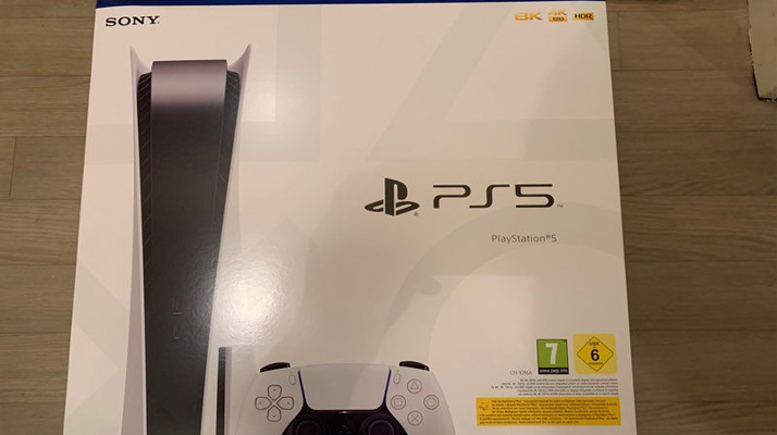 40.000 dollars de bénéfices pour avoir acheté puis revendu 221 Playstation 5