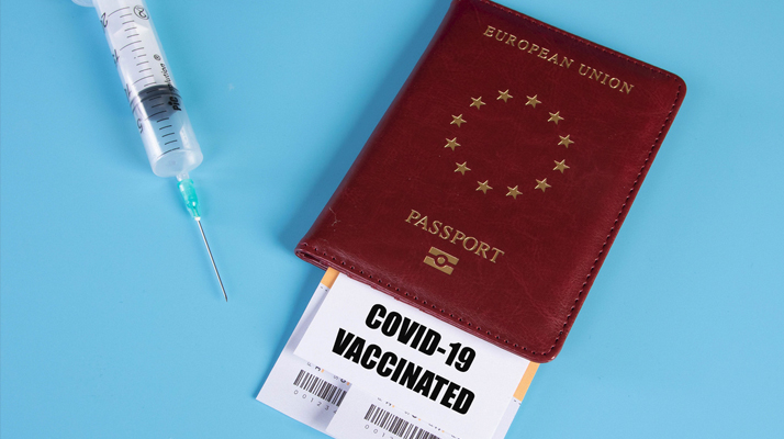 Covid-19. Un passeport sanitaire pour un été en pente douce