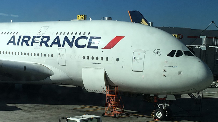 Roissy : l&rsquo;alerte a été levée après une suspicion d’engin explosif à bord d’un avion en provenance du Tchad