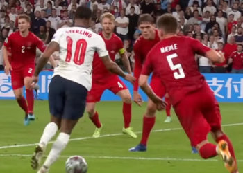 EURO 2021 : L&rsquo;UEFA ouvre une enquête après des incidents survenus lors du match Angleterre-Danemark