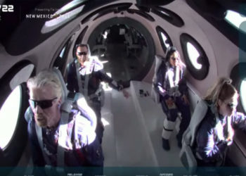 Pari réussi pour Richard Branson qui est le premier homme a expérimenter le tourisme spatial