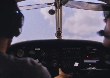 Landes : après une dispute avec son instructeur de vol, l&rsquo;élève prend les commandes avant de sauter de l&rsquo;avion