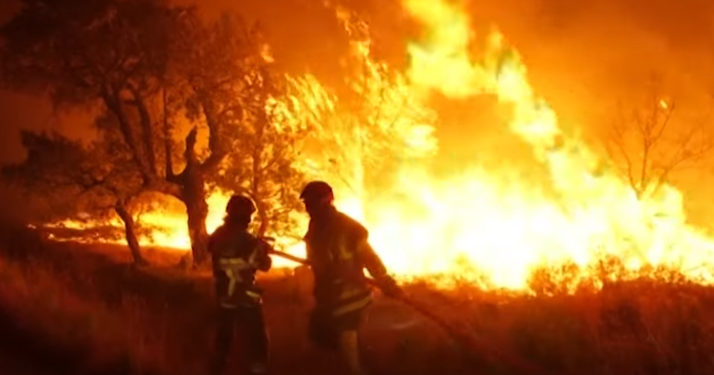 Incendie dans le Var. Un nouveau bilan fait état de deux morts et de 26 personnes légèrement blessées dont 7 pompiers