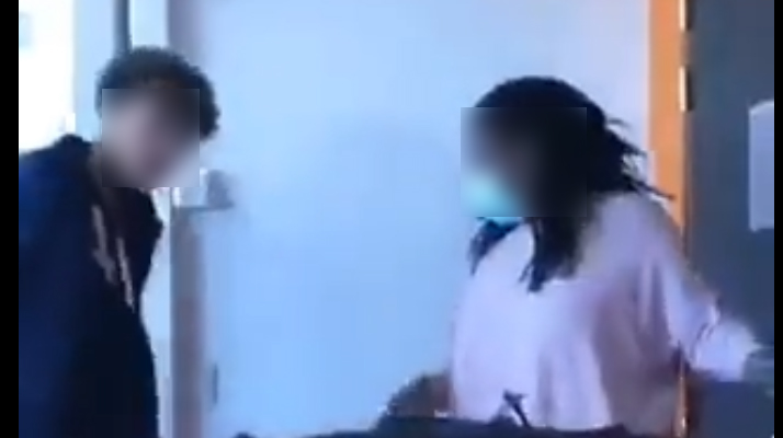 Combs-La-Ville. (Vidéo) Il ouvre violemment la porte de sa classe, éjectant son enseignante