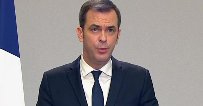 Pass sanitaire, 3ème dose, gestes barrières… Ce qu&rsquo;il faut retenir des annonces de Véran et Blanquer