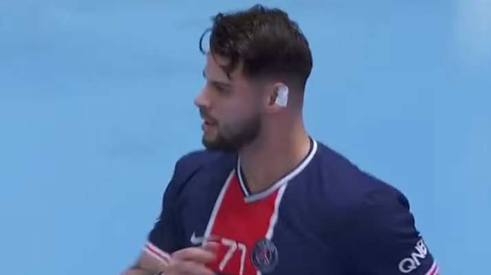Le joueur de handball au PSG, Elohim Prandi, violemment agressé au couteau le soir du Nouvel An à Paris