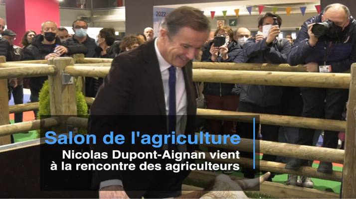 Salon de l&rsquo;agriculture. (Reportage) Nicolas Dupont-Aignan vient à la rencontre des éleveurs