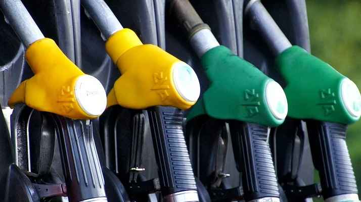 Prix des carburants : le litre d&rsquo;essence pourrait rapidement dépasser les 2 euros à la mi-avril