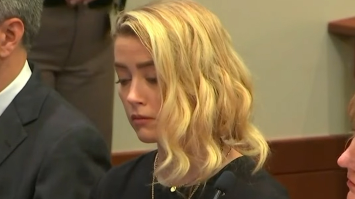 Procès d&rsquo;Amber Heard : l&rsquo;actrice condamnée à verser 15 millions de dollars à l&rsquo;acteur Johnny Depp pour diffamation