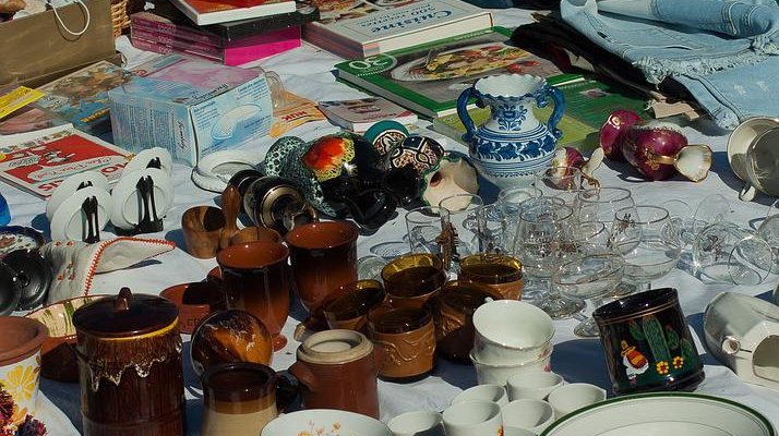 Bretagne : ils retrouvent leurs objets dérobés au cours d’un cambriolage en se promenant sur une brocante