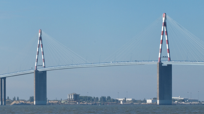 Jeune fille de 18 ans décédée à Saint-Nazaire : c&rsquo;est son père qui l&rsquo;a jeté du haut du pont