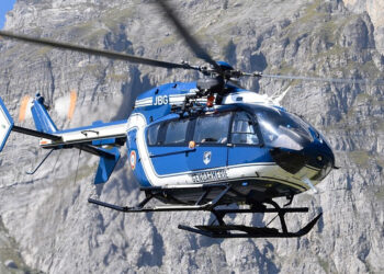 Isère : un adolescent de 17 ans fait une lourde chute de plusieurs centaines de mètres dans une forêt en marge d&rsquo;une rave party