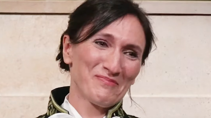 Catherine Meurisse, autrice de BD à succès et rescapée des attentats de Charlie Hebdo fait son entrée à l&rsquo;Académie des Beaux-Arts