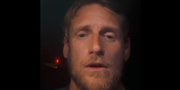 L&rsquo;humoriste Ragnar le Breton, condamné à un an de prison ferme pour « violences » à l&rsquo;encontre d&rsquo;un père de famille
