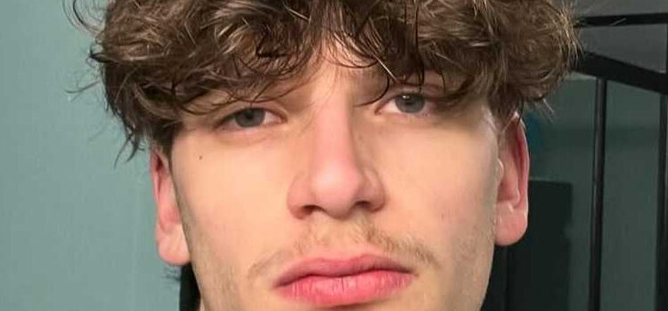 Matis, 19 ans, décède après avoir été enseveli sous du goudron à 200 degrés