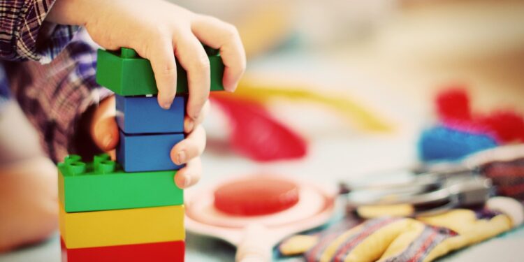 Yvelines. Un bébé de 19 mois exclu d&rsquo;une crèche après avoir mordu un enfant à 9 reprises