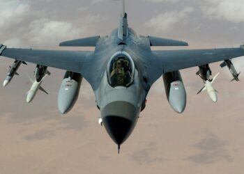 Guerre au Moyen-Orient : après les frappes américano-israéliennes, l’Iran riposte et étend le conflit jusqu’à Dubaï
