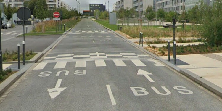 Essonne : Un étudiant décède après avoir été renversé par un bus sur le plateau de Saclay