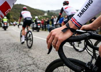 Tragédie sur la Volta au Portugal : Décès brutal du jeune cycliste Finlay Tarling à 19 ans